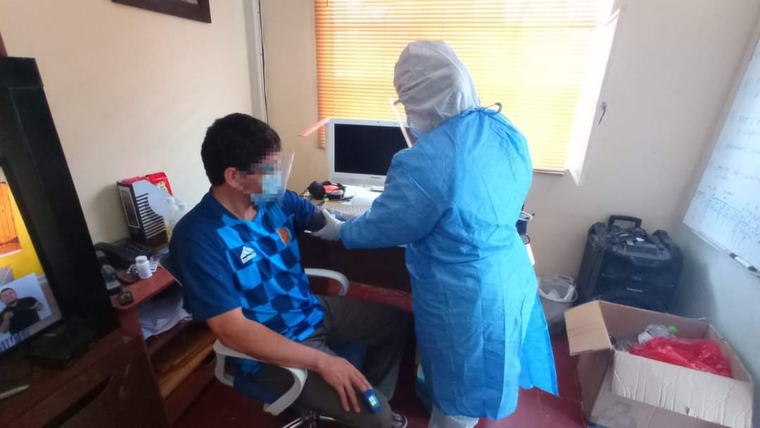 Municipalidad Distrital Veintiséis de Octubre asiste a trabajadores con coronavirus