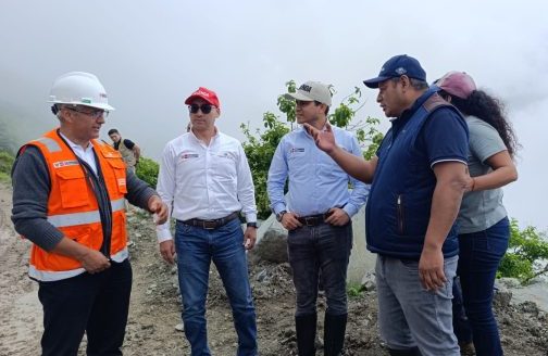 Ministro de Vivienda coordina acciones en la región Piura.